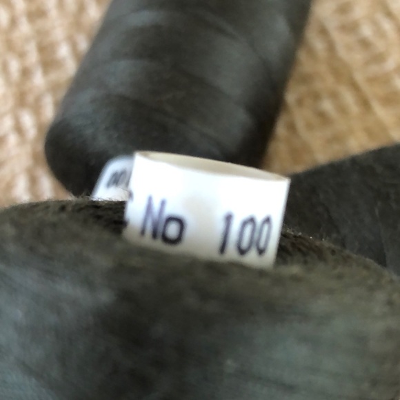 3. new spools charcoal grey thread - Picture 8 of 11